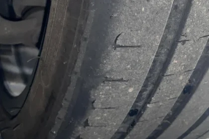 Tires wearing on the inside sidewall cause v0 fnva3xvdh5me1