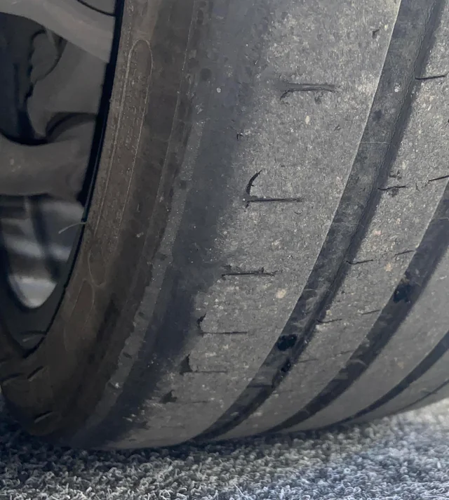 Tires wearing on the inside sidewall cause v0 fnva3xvdh5me1